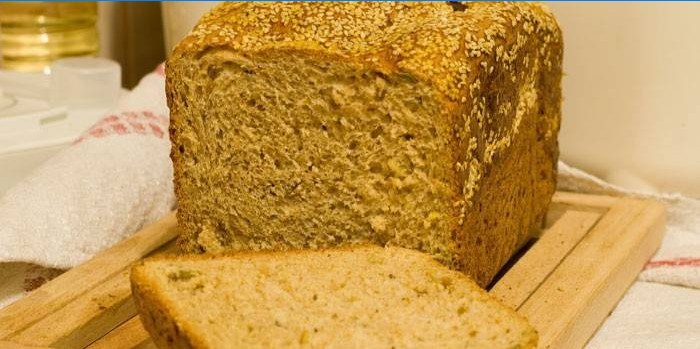 Dietinė kukurūzų miltų duona