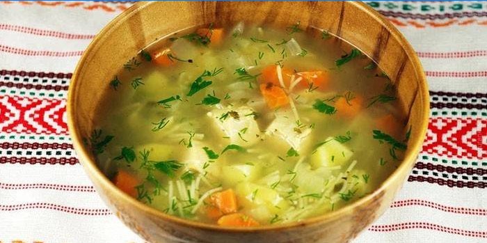 Daržovių vermišelių sriuba