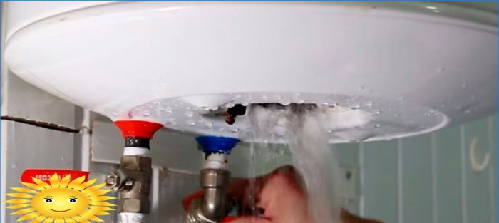 Kaip nuvalyti vandens šildytuvą ar katilą