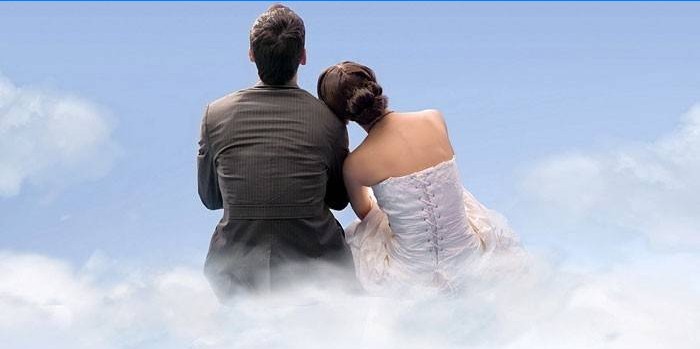 Vyras ir moteris debesyse