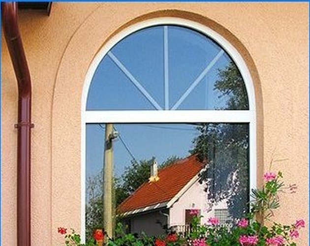 Pasirinktiniai langai: originalus dizainas ir praktiškumas