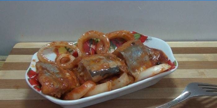 Iwashi sardinė pomidorų padaže