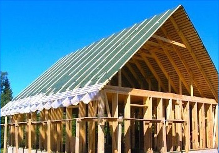 Kanadietiška medinių namų statybos technologija