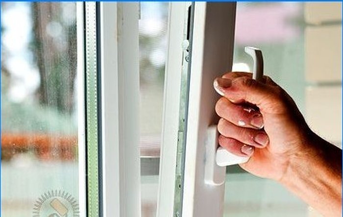 Langų furnitūra - ilgalaikio langų naudojimo garantija