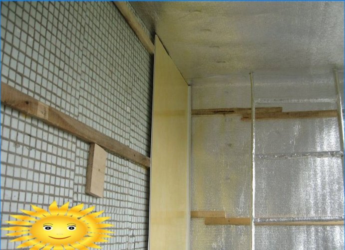 Sienų plastikinėmis PVC plokštėmis montavimas ir dekoravimas