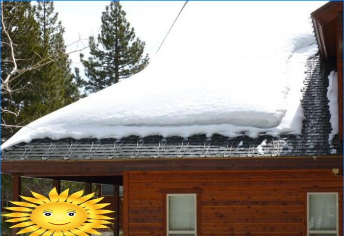 Stogo šildymas: kaip sukurti latakų ir stogų apsaugos nuo apledėjimo sistemą